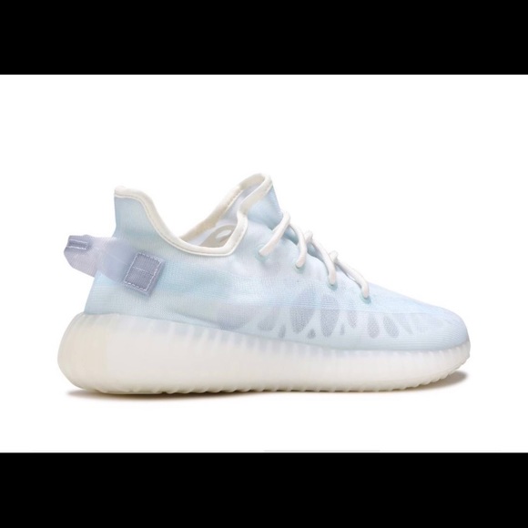 White yeezy shoes men
